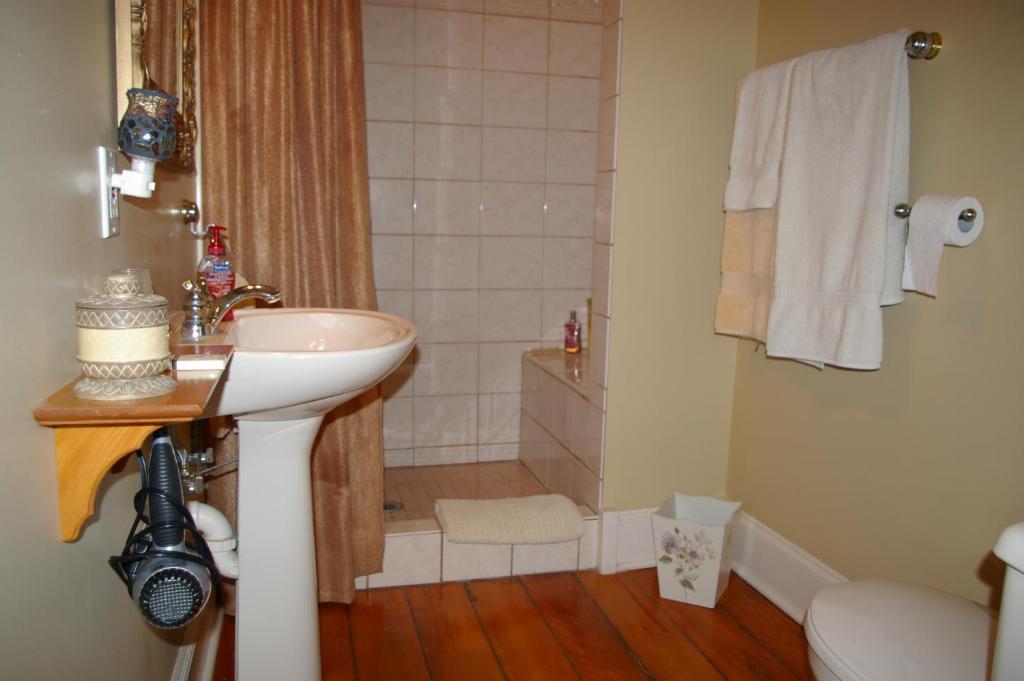 Royal Manor Bed & Breakfast Niagara-on-the-Lake Oda fotoğraf